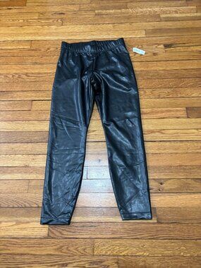 Old Navy Womens Faux Leather Pull On Skinny Fit Ankle Pants Sz Medium Black NWT